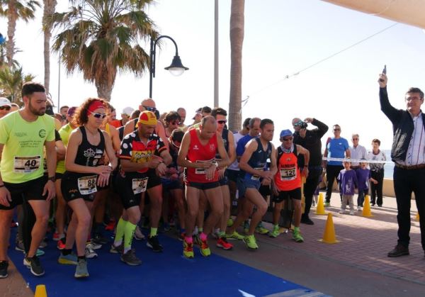 Éxito rotundo de la XII Carrera Urbana 'Ciudad de Adra', la edición con mayor número de participantes