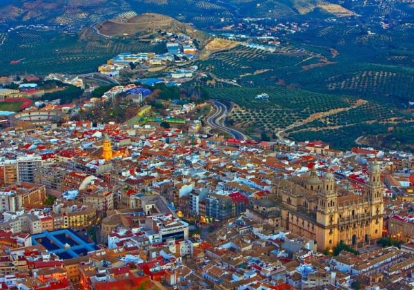 Vícar organiza un viaje cultural a Jaén como recta final del mes de la mujer en la localidad