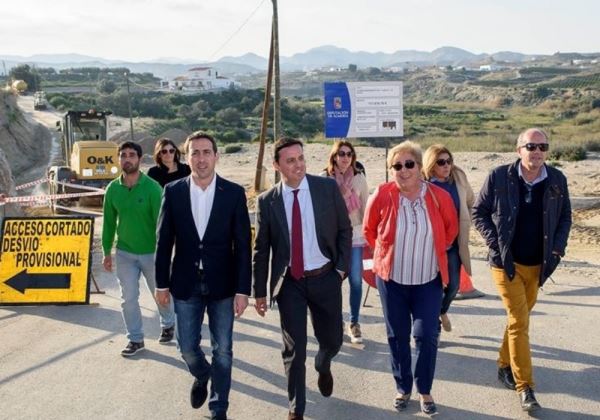 Diputación aprueba 5 millones de euros para 23 municipios y tres carreteras provinciales