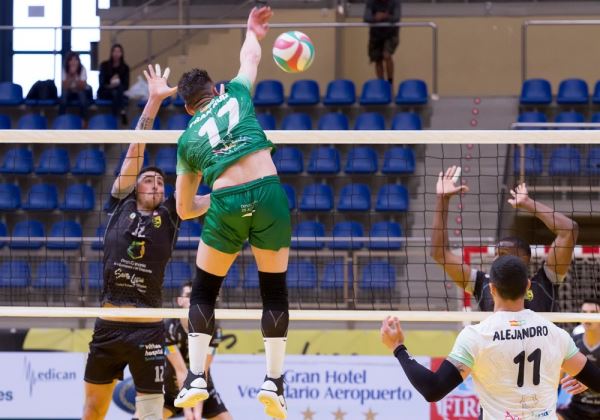 Unicaja Almería se impone 1-3 a Vecindario AC Gran Canaria