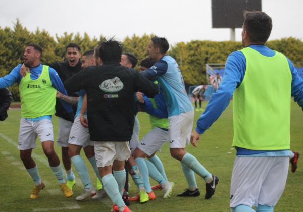 El CD El Ejido y su afición, más unidos que nunca ante el Recreativo Granada