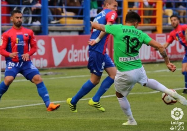 La UD Almería cae frente al Extremadura 1-0 en Almendralejo