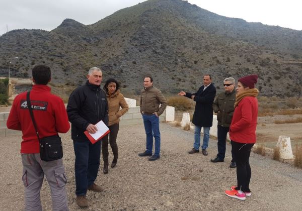 Cs Cuevas reclama agilizar la rehabilitación del puente de Los Lobos, derruido desde la riada de 2012