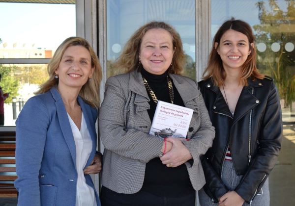 Ana del Paso da visibilidad a las reporteras de guerra con la Colombine como 