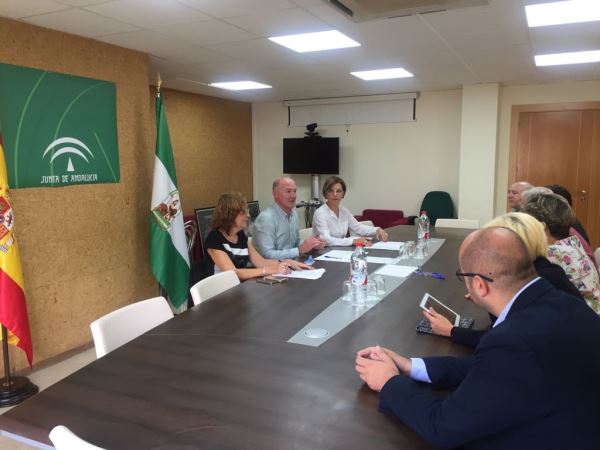 La Junta creará una bolsa de viviendas de titulares que necesiten permutarlas