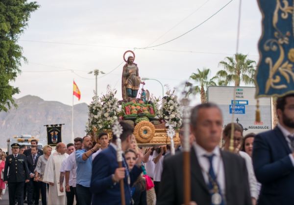 Los vecinos de El Parador viven con devoción el día de San Isidro