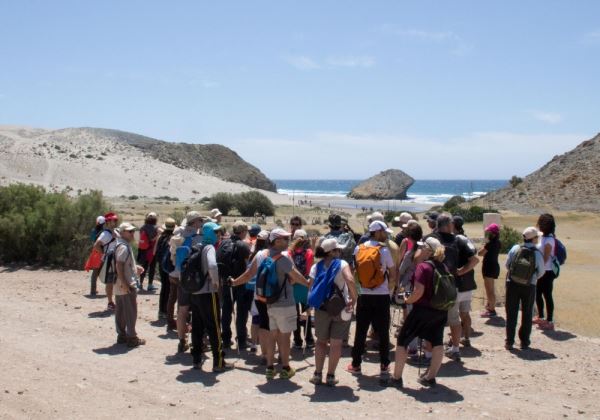 Las rutas de 'Filming Almería' se despiden con un sendero en el Parque Natural Cabo de Gata-Níjar