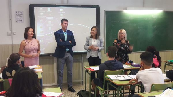 El IES Azcona y los colegios Campoamor y Relaño optan a los Premios a la Convivencia