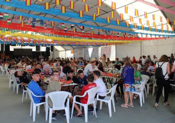 Más de 3.000 personas participan en los tradicionales Huevos con Chorizo de Santa María del Águila