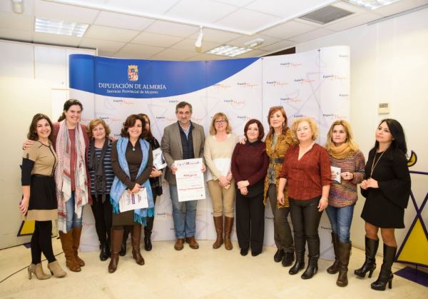Abierto el plazo de inscripción para el XX Premio Ensayo 'Carmen de Burgos'