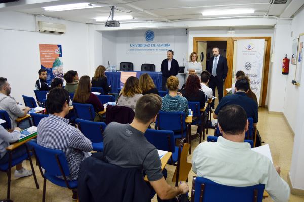 Los jóvenes seleccionados en You.Change.Com inician la fase formativa