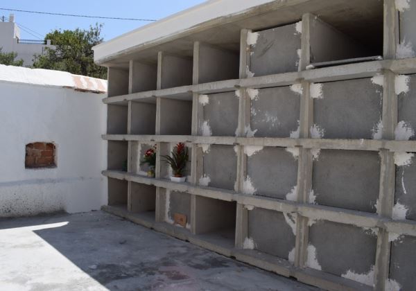 Finalizan las obras de rehabilitación del cementerio de San Benito en la Villa de Vícar