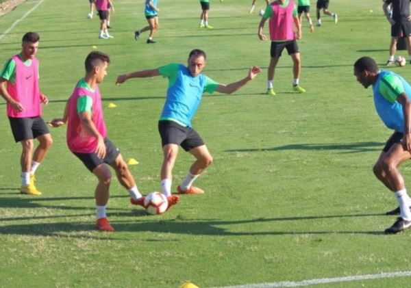 El Almería iniciará la pretemporada el 10 de julio en el campo de La Vega de Acá