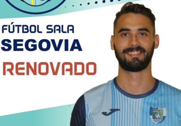 Segovia renueva con el equipo de fútbol sala del CD El Ejido