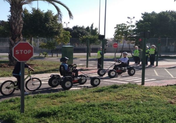 Los cursos de educación vial de Vícar batieron el récord de participación al alcanzar los 4.150 escolares