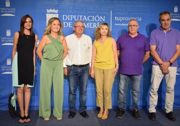 Vícar se iluminará el jueves con 14.000 velas en la V edición de 