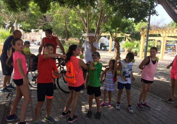 La marcha de bicicletas familiar de 'Vicar Ante Las Drogas' recorrió Las Cabañuelas  y Venta Gutiérrez