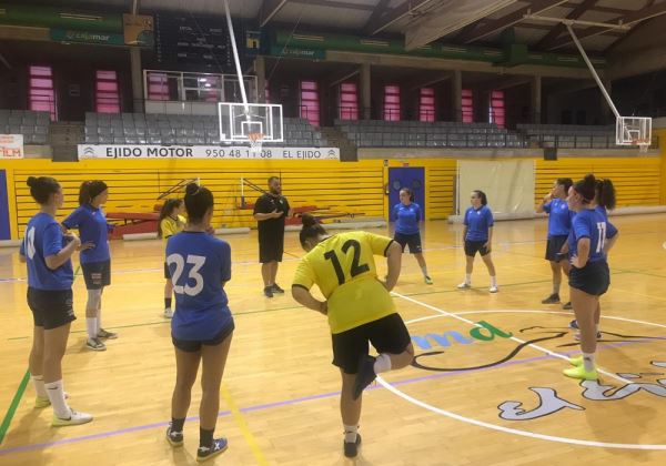 Arranca la pretemporada para el equipo femenino del CD El Ejido Futsal