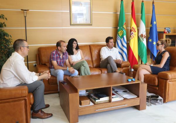 El alcalde de El Ejido pide mayores recursos para el municipio para atender las necesidades sociales de la población