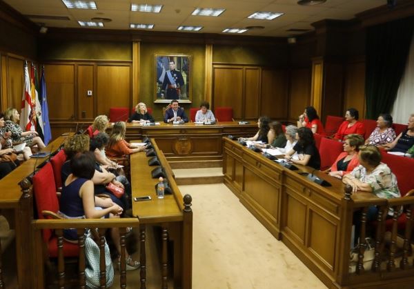Diputación aprueba las bases para acceder a los 75.000 euros de subvenciones del Consejo de la Mujer