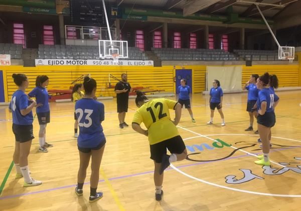 El Campeón de Europa de Fútbol Sala Femenino visita El Ejido