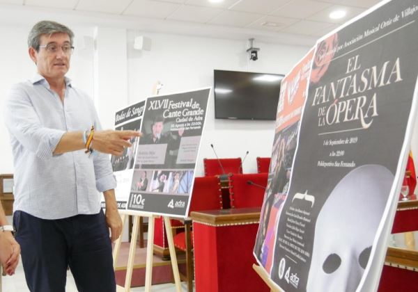 Los finalistas de La Voz Sénior, el Festival de Cante Grande y El Fantasma de la Ópera darán paso a la Feria de Adra 2019