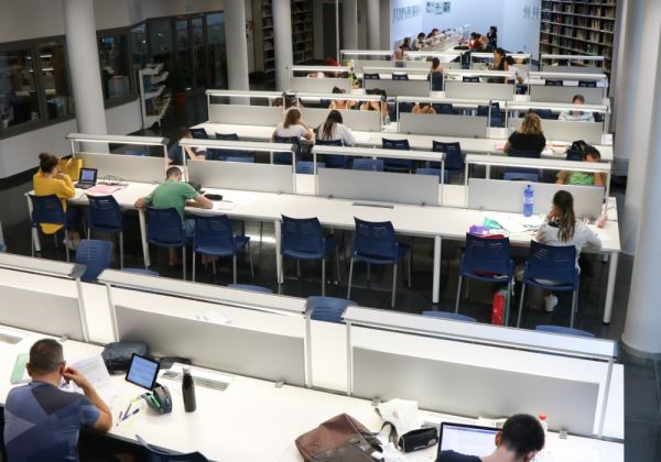 La Biblioteca de El Ejido abrirá los sábados 24 y 31 de agosto y 7 de septiembre durante doce horas ininterrumpidamente