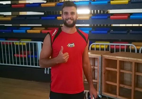 El ahorrador Mario Ferrera regresa con la selección española