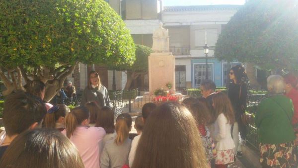 Más de un centenar de personas exploran la Huércal-Overa Monumental