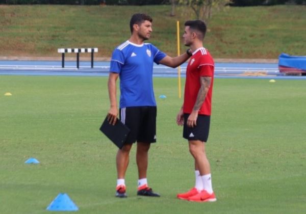 La UD Almería llega a un acuerdo con Simón Moreno y el Villarreal para rescindir el contrato de cesión