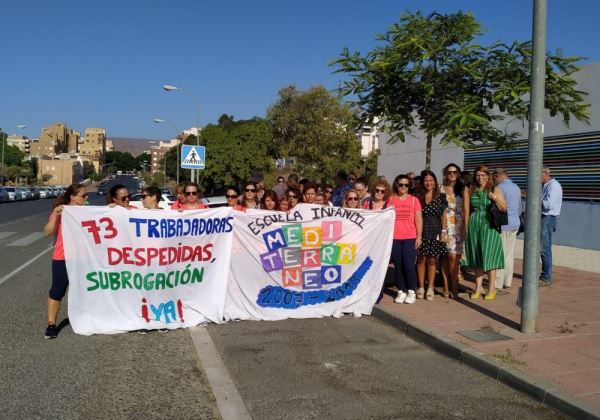 El PSOE de Almería respalda a las 14 trabajadoras despedidas de la Escuela Infantil Mediterráneo