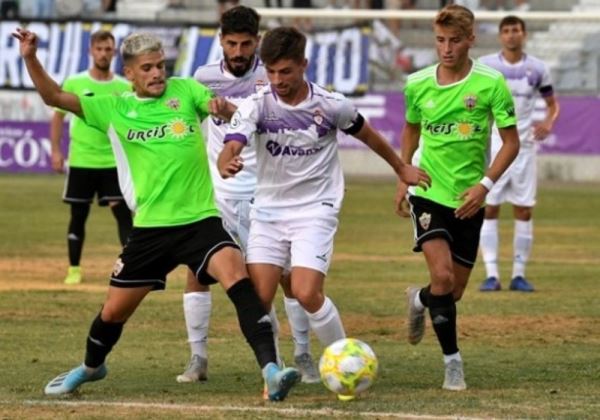 El Almería B no puede con el Real Jaén en el Estadio de La Victoria