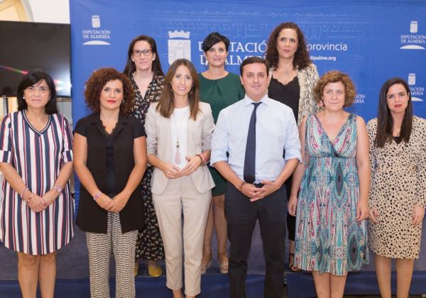 Almería reúne a las ocho diputaciones andaluzas para coordinar una estrategia común en igualdad