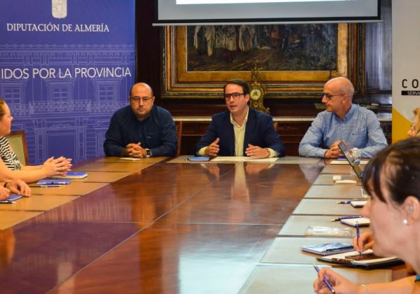 Alumnos del Taller de Empleo Turístico de Abrucena analizan la capacidad turística de 'Costa de Almería'