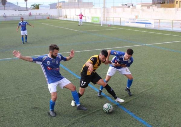 El Berja CF busca el triunfo este domingo frente al CD Estepona