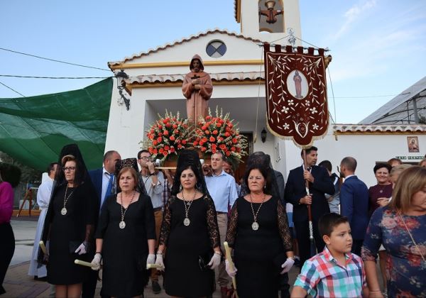 Las fiestas de Peñarrodada finalizan con la procesión de San Francisco de Asís