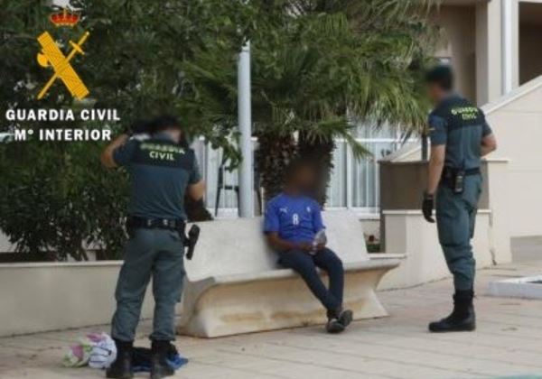 La Guardia Civil detiene al autor de un robo con violencia y lesiones leves en Roquetas de Mar
