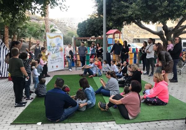 Barrio Archilla celebra su noche de Halloween con la castañada y la feria Katastrofic de Alejú