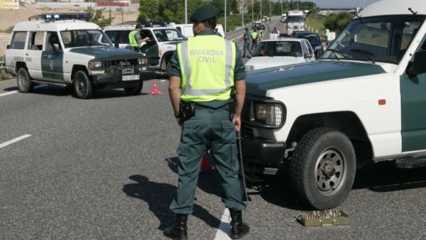 La Guardia  Civil detiene a un individuo en Adra con 14 gramos de cocaína