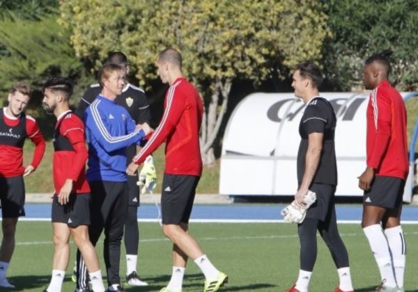 Guti dirige su primer entrenamiento de la UD Almería