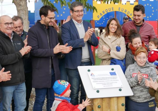 Adra inaugura su 'Parque Europa' con 3.600 m2 y el primer circuito 'Cross Riders' del municipio