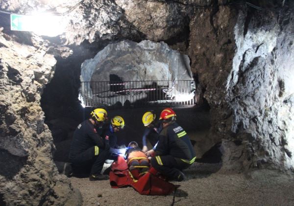 Los Responsables del Plan de Emergencias de la Mina Rica realizan un primer ejercicio de rescate en la Geoda de Pulpí