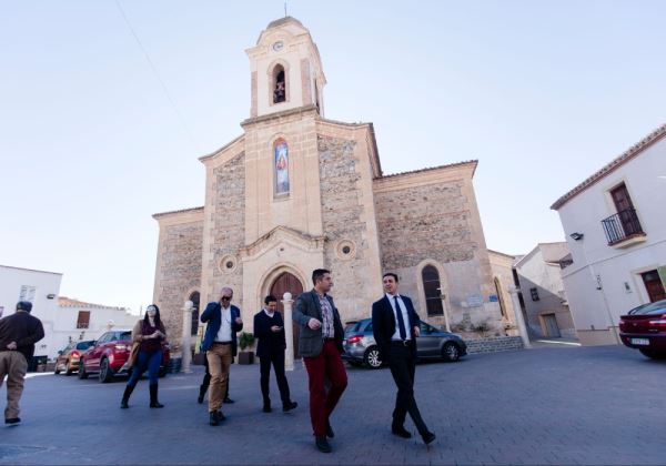 Diputación invierte 200.000 ? en modernizar dos calles de Uleila