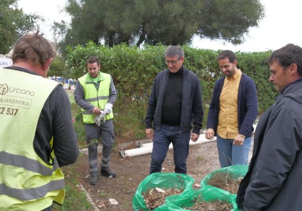 El plan de refuerzo de jardines y zonas verdes arranca en Adra