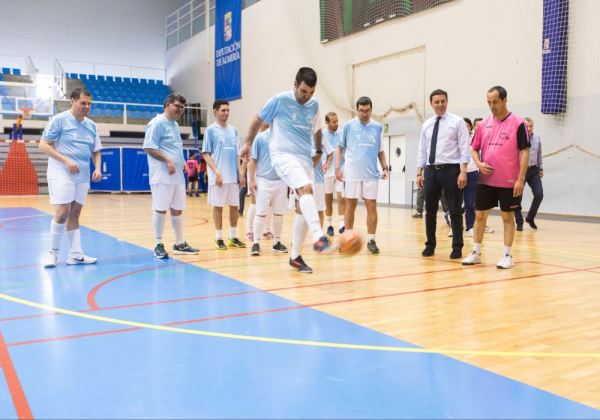 Más de 61.000 deportistas participan en siete programas de Diputación en 2019