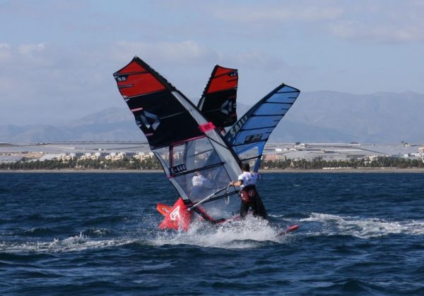 Almerimar, última parada del Circuito Español de Funboard