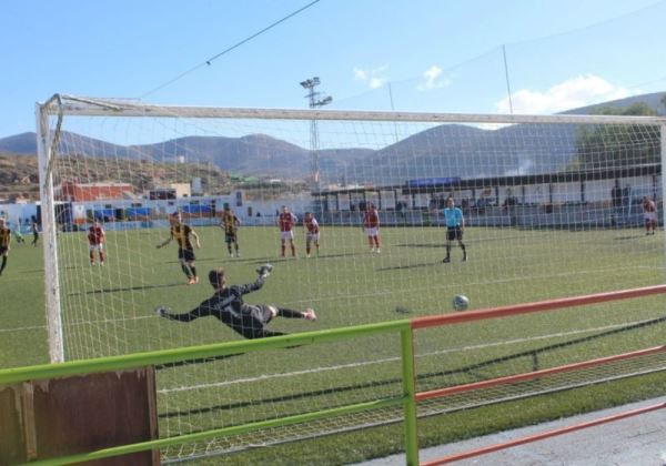 El Berja CF empata en casa frente al Cubillas