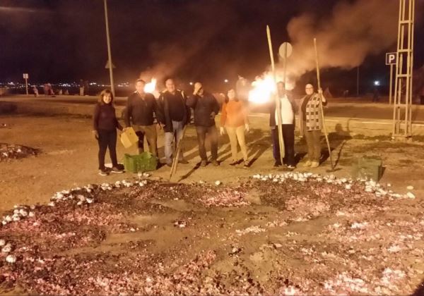 Llanos de Vícar celebrará 'Los Antones' con hogueras y patatas asadas