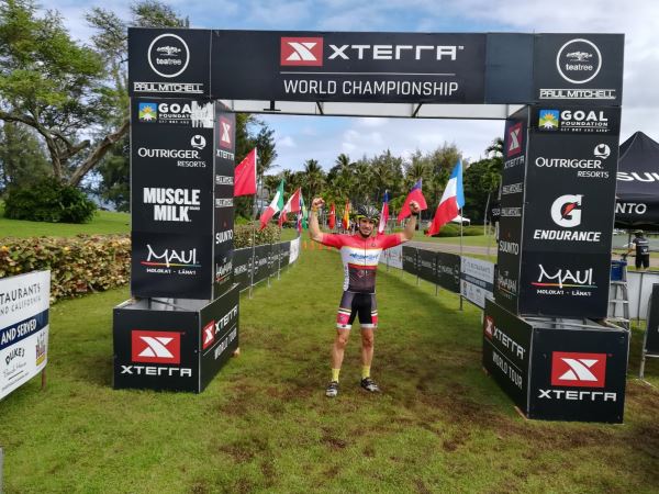 Kilian García finaliza el Mundial Xterra de triatlón de montaña octavo en categoría