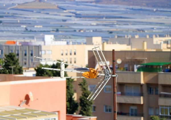 Cuenta atrás para adaptar las antenas colectivas de TDT